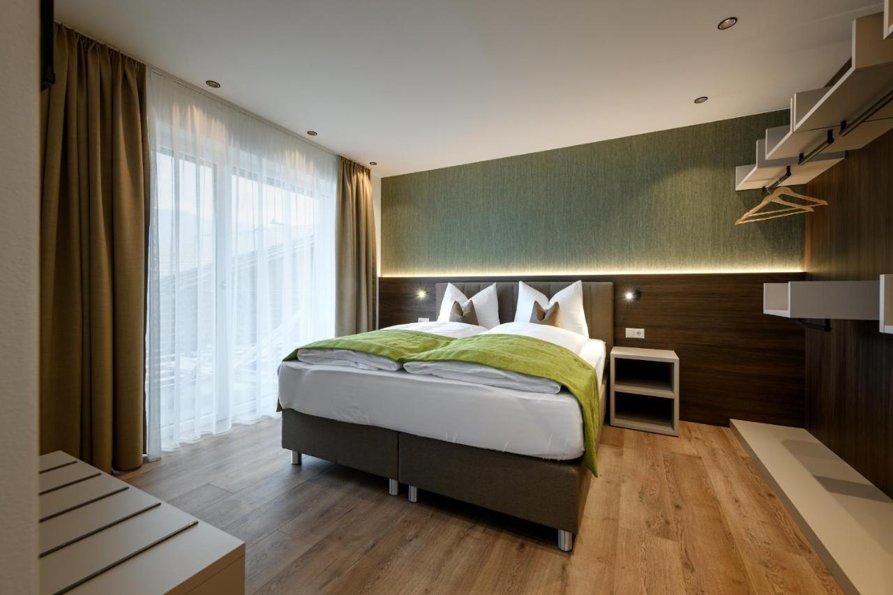 Sambock Quarter Pustrabase Apartment Brunico Exterior photo