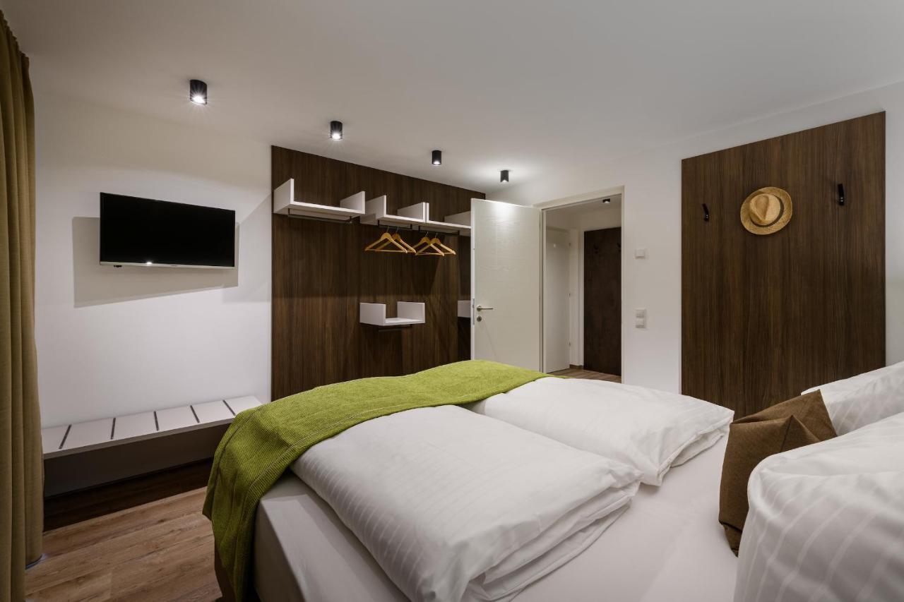 Sambock Quarter Pustrabase Apartment Brunico Exterior photo
