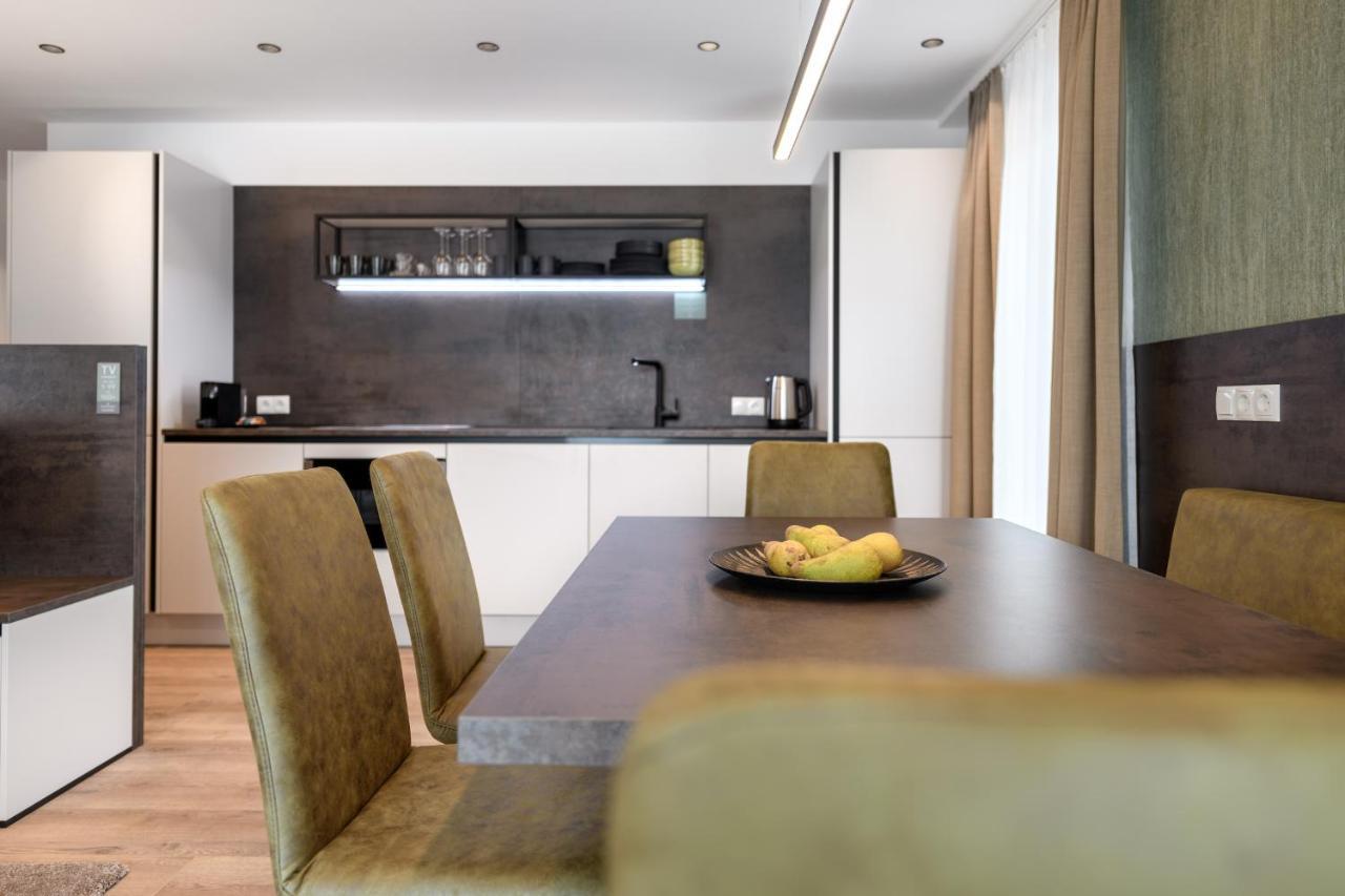 Sambock Quarter Pustrabase Apartment Brunico Exterior photo