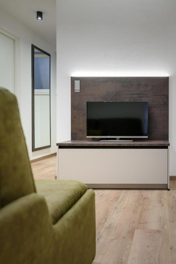 Sambock Quarter Pustrabase Apartment Brunico Exterior photo